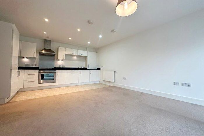 2 Bedroom Flat To Rent In Bramley Court, Orpington, BR6
