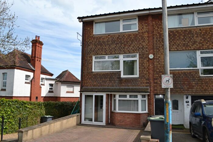 4 Bedroom Property For Sale In Quarry Hill Road, Tonbridge, TN9