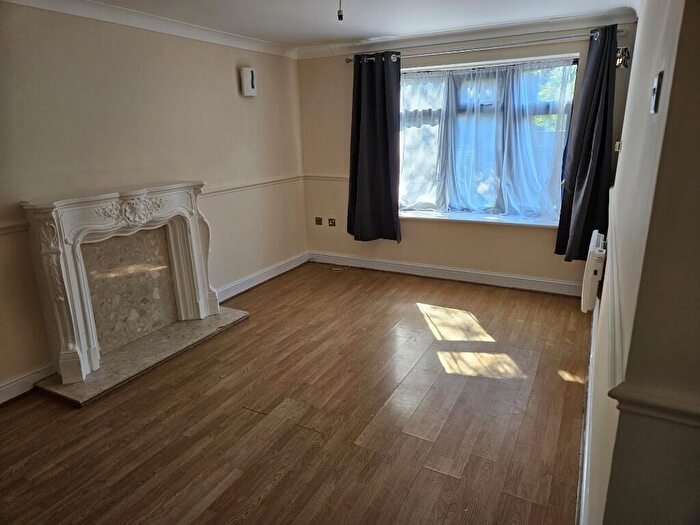2 Bedroom Terraced House To Rent In Holmesdale, Waltham Cross, Hertfordshire, EN8