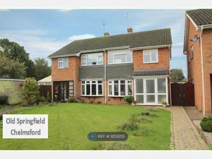3 Bedroom Semi-Detached House To Rent In Aldeburgh Way, Chelmsford, CM1