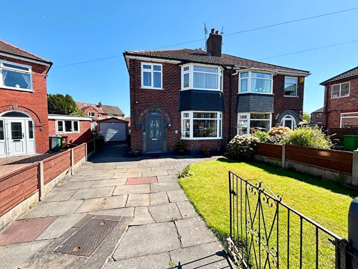 3 Bedroom Semi Detached House For Sale In Overwood Road, Northenden, M22