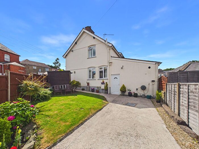 2 Bedroom Semi-Detached House For Sale In Whitecroft Road, Bream, Lydney, GL15