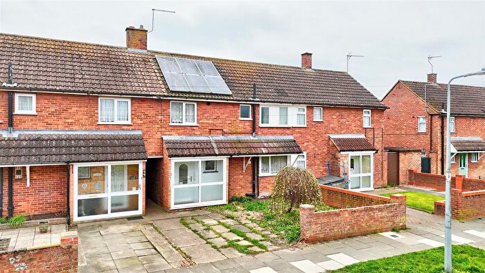 3 Bedroom Terraced House For Sale In Kestrel Road, Ipswich, IP2