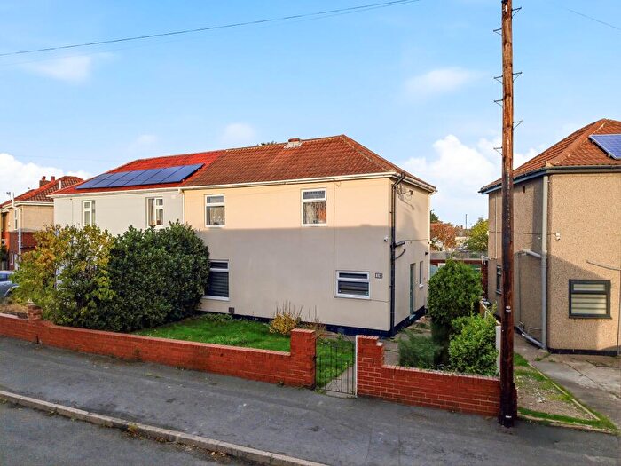 3 Bedroom Semi Detached House For Sale In Knoll Beck Crescent, Brampton, Barnsley, S73