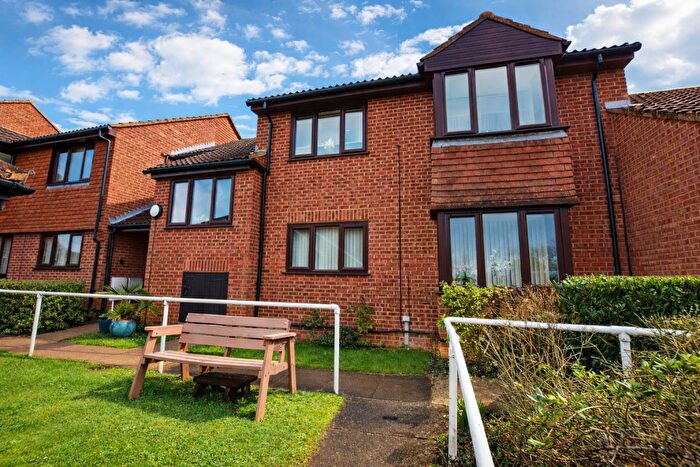2 Bedroom Retirement Property For Sale In Coppice Court, Kingsdown Close, Hempstead, Gillingham, ME7