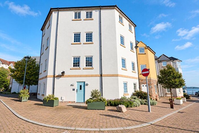 2 Bedroom Flat To Rent In Eastcliff, Portishead, BS20