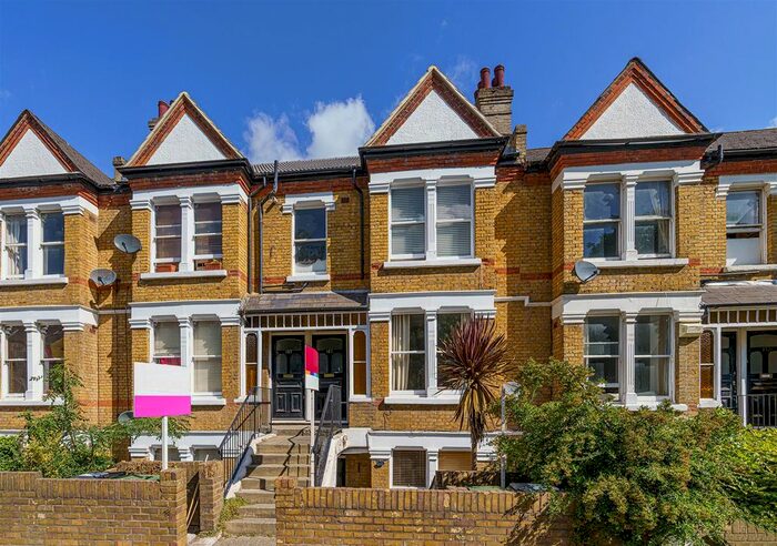 1 Bedroom Flat To Rent In Knollys Road, West Norwood, SW16