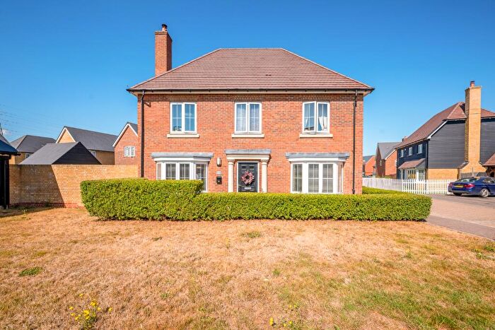 4 Bedroom Detached House For Sale In Burners Walk, Wouldham, ME1