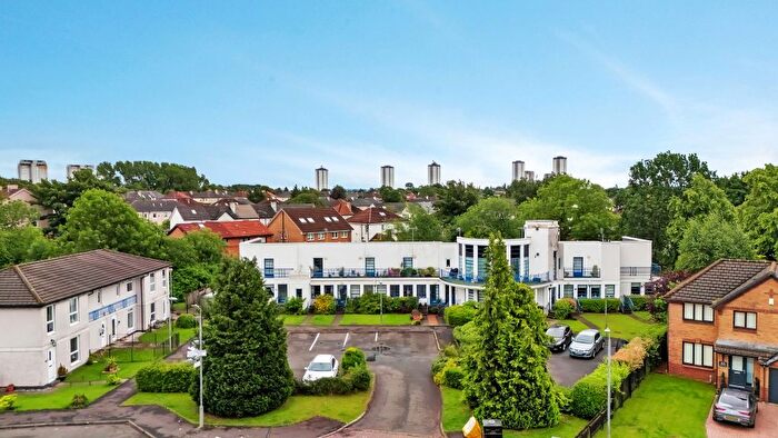 2 Bedroom Terraced House For Sale In Kingfisher Gardens, Knightswood, G13
