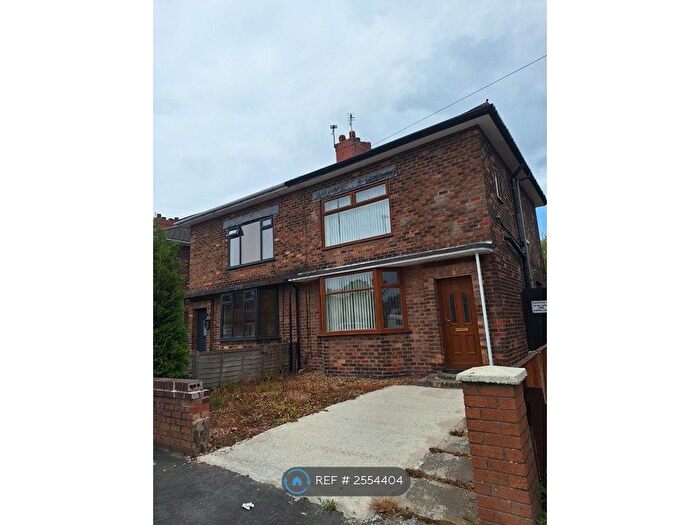 3 Bedroom Semi-Detached House To Rent In Central Drive, Haydock, St. Helens, WA11