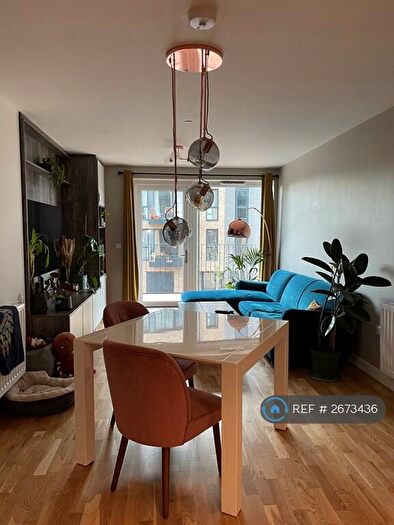 2 Bedroom Flat To Rent In Hampden Road, London, N8