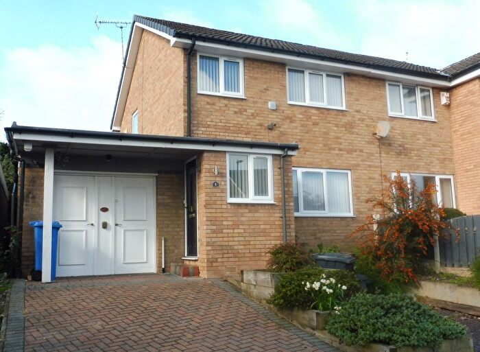 3 Bedroom Semi Detached House For Sale In Yoredale Avenue, Chapeltown, S35