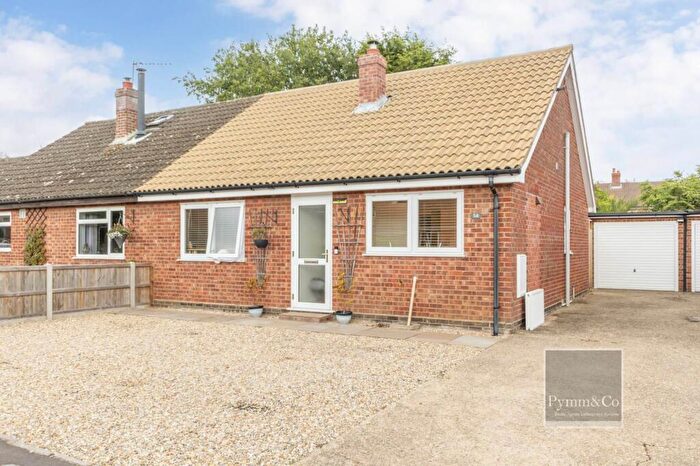 2 Bedroom Bungalow For Sale In Hall Road, Bawdeswell, NR20