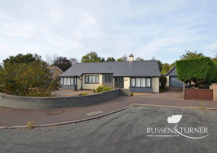 4 Bedroom Detached Bungalow For Sale In Briar Close, South Wootton - A Modern And Beautifully Presented Bungalow, PE30