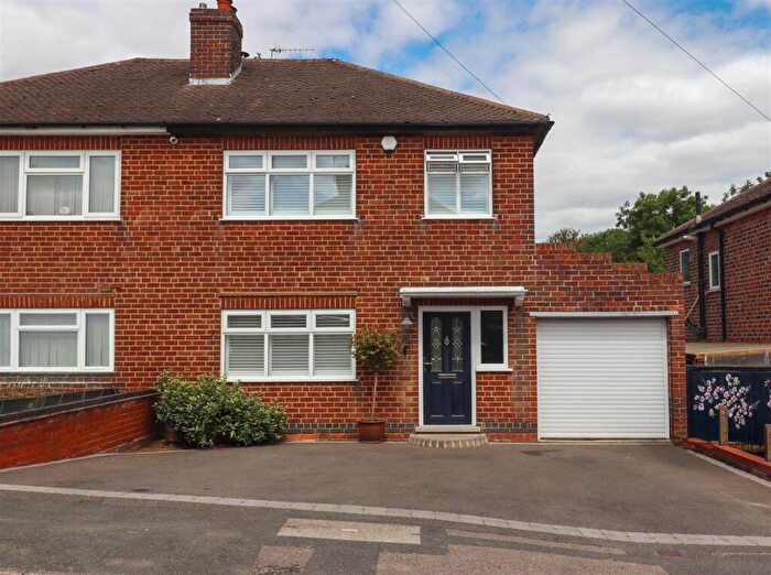 3 Bedroom Semi-Detached House For Sale In Vincent Avenue, Ilkeston, DE7