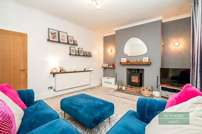 3 Bedroom Terraced House For Sale In Manchester Road, Barnoldswick, Lancashire, BB18