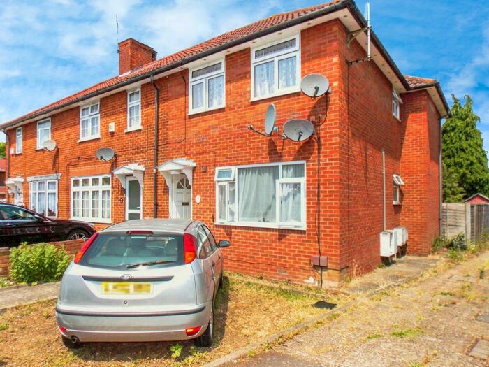 1 Bedroom Maisonette To Rent In Paulhan Road, Kenton, Harrow, HA3