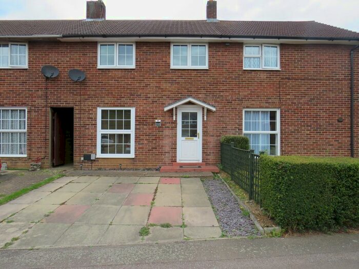 3 Bedroom Property To Rent In Howlands, Welwyn Garden City, AL7
