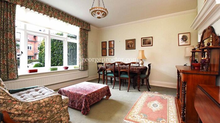 6 Bedroom Detached House For Sale In Shawfield Park, Bickley, BR1