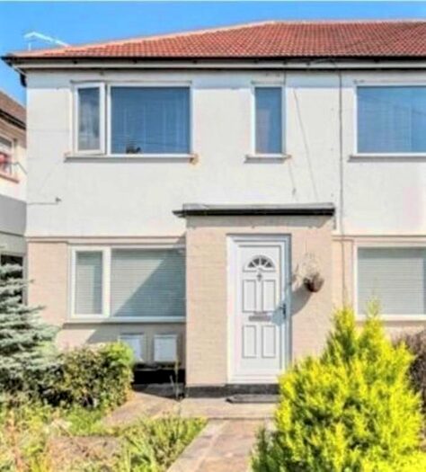 2 Bedroom Maisonette To Rent In Fairfield Drive, Harrow, HA2