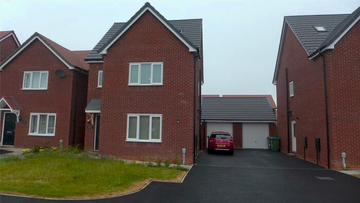 4 Bedroom Detached House To Rent In Beachcomber Close, Bluebell Woods, Willenhall, Coventry, CV3