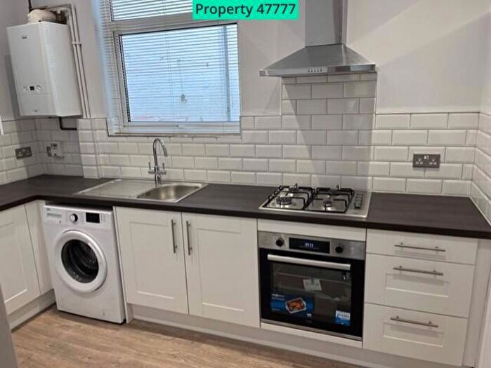1 Bedroom Flat To Rent In Flat B, Welford Road, Leicester, LE2