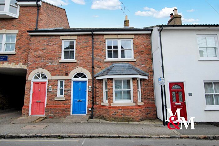2 Bedroom Mews To Rent In Glenthorne Mews, New Road, LU7
