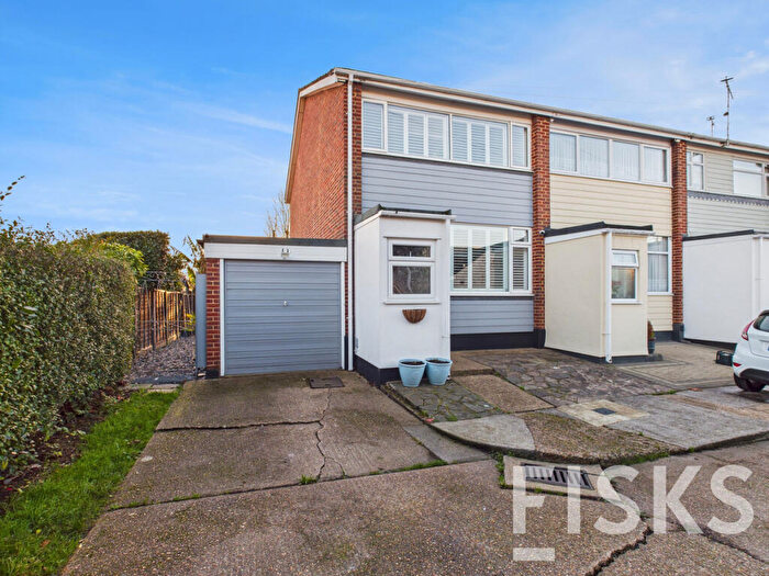 3 Bedroom Terraced House For Sale In Parkstone Avenue, Benfleet, SS7