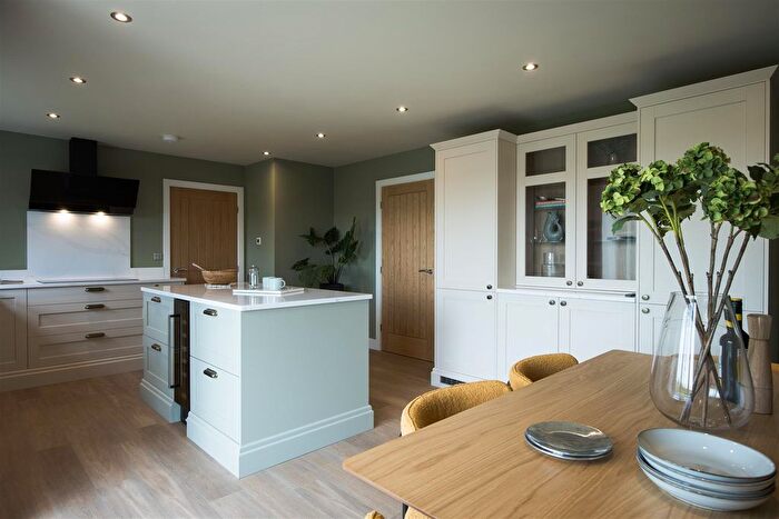 5 Bedroom Detached House For Sale In Nanrock Close, Eastrington, Goole, DN14