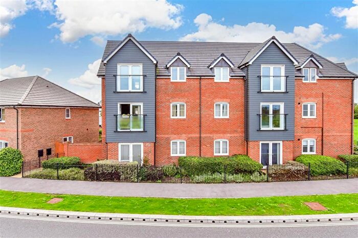 2 Bedroom Flat For Sale In Sandpiper Road, Chichester, West Sussex, PO20