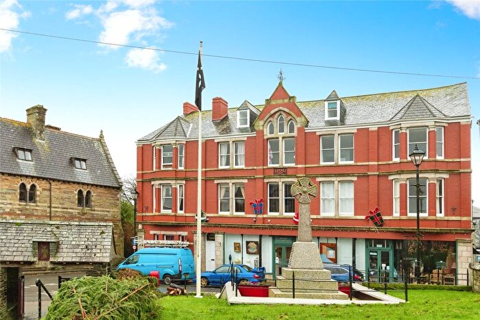 1 Bedroom Flat For Sale In Market Place, St. Columb, Cornwall, TR9