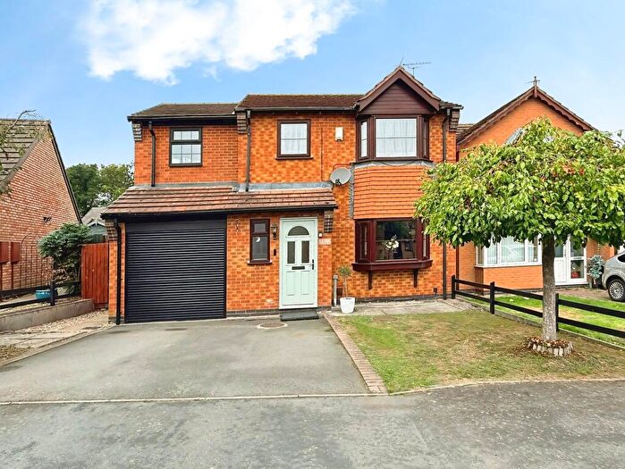 4 Bedroom Detached House For Sale In Devonia Road, Oadby, LE2