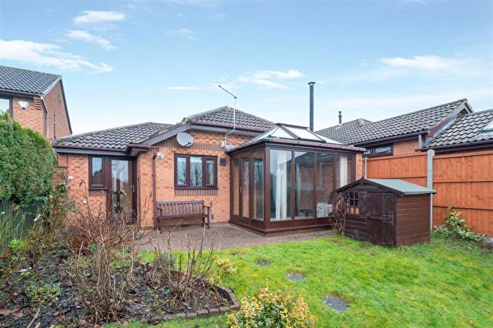 2 Bedroom Detached Bungalow For Sale In Highfield Drive, Matlock, DE4