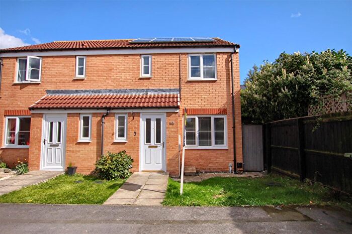 3 Bedroom Semi-Detached House To Rent In Apethorpe Court, Ingleby Barwick, TS17