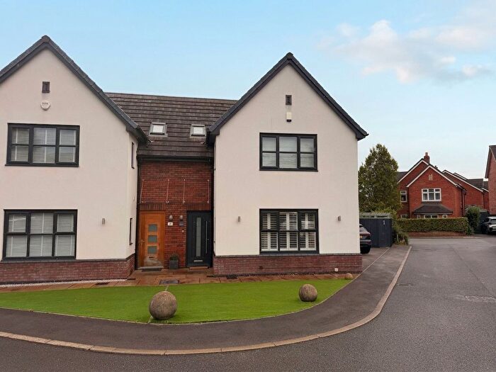 3 Bedroom Semi-Detached House For Sale In Orchard Mount, Monton, M30