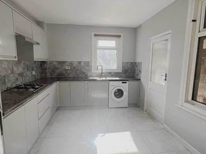 4 Bedroom Terraced House To Rent In Bedford Road, London, E6