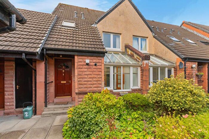 2 Bedroom Terraced House For Sale In Elphinstone Mews, Kilmacolm, PA13