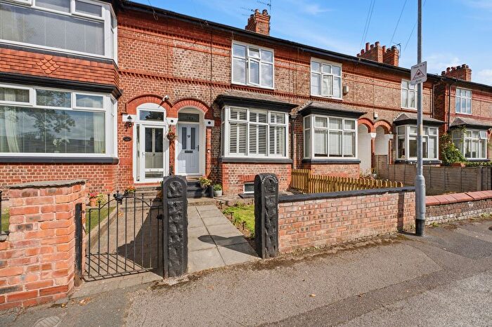 2 Bedroom Terraced House For Sale In Clifton Avenue, Altrincham, Greater Manchester, WA15
