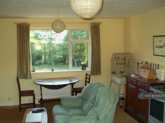 1 Bedroom Flat To Rent In Torf House, Compton, Winchester, SO21