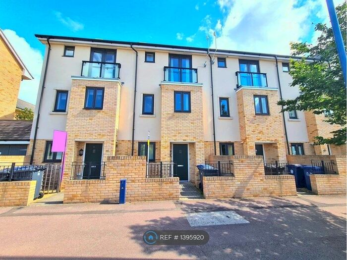 4 Bedroom Terraced House To Rent In Ring Fort Road, Cambridge, CB4