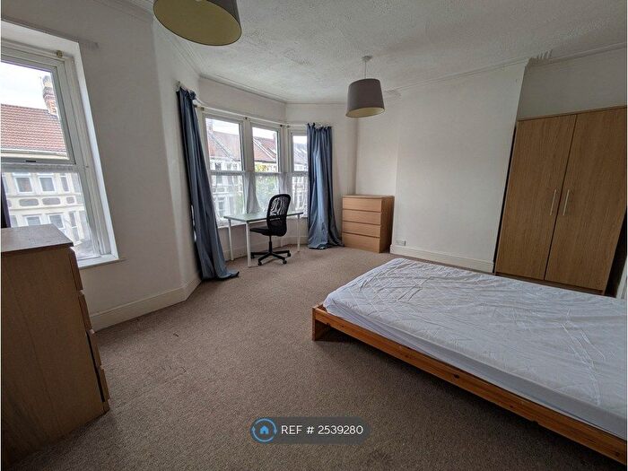 5 Bedroom Terraced House To Rent In Brynland Avenue, Bristol, BS7