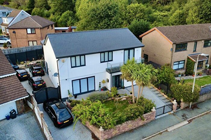 4 Bedroom Detached House For Sale In Lakeside Gardens, Merthyr Tydfil, CF48