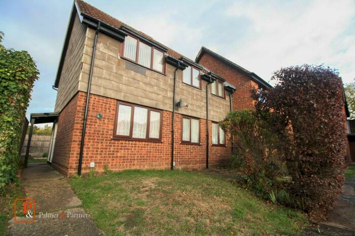 1 Bedroom Maisonette To Rent In Silcock Close, Colchester, Essex, CO4