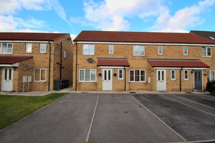 3 Bedroom Terraced House To Rent In Blackthorn Close, Selby, YO8