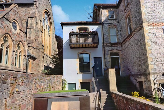 2 Bedroom Maisonette To Rent In B Chandos Road, Redland, BS6