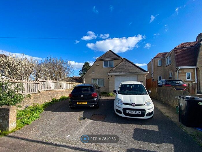 6 Bedroom Detached House To Rent In The Hollow, Bath, BA2