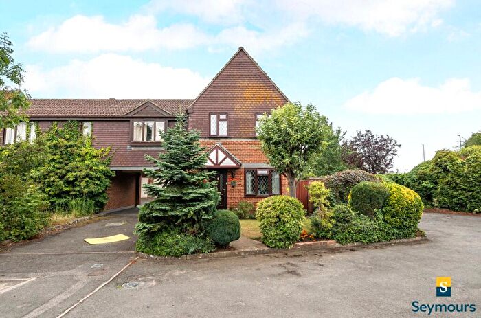 3 Bedroom House For Sale In Bowers Close, Guildford, Surrey, GU4