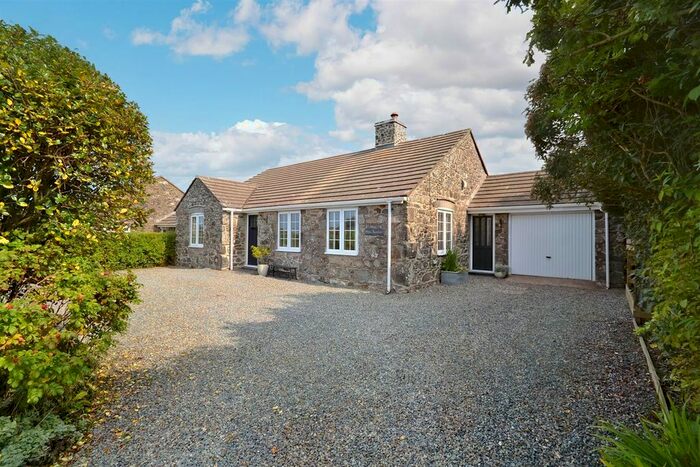 3 Bedroom Link Detached House For Sale In Croesgoch, Haverfordwest, SA62
