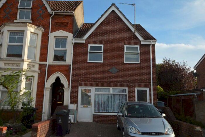 1 Bedroom Flat To Rent In Lansdown Road, Swindon SN1