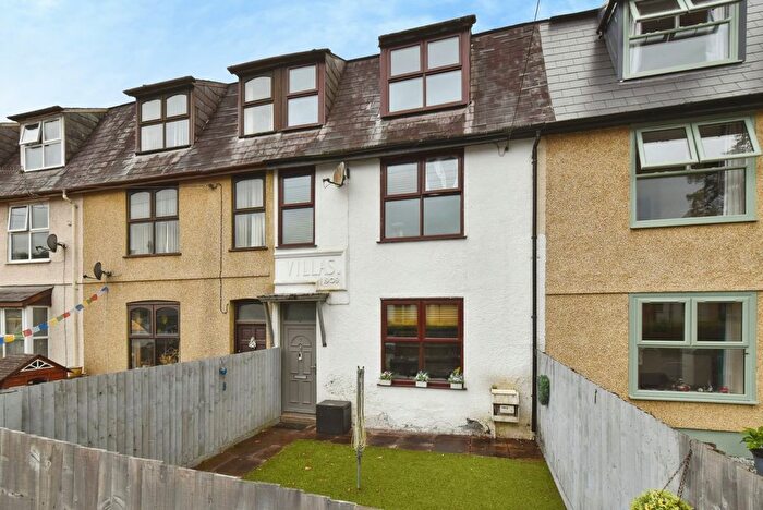 3 Bedroom Terraced House For Sale In Ynyscedwyn Road, Ystradgynlais, Swansea, Powys, SA9